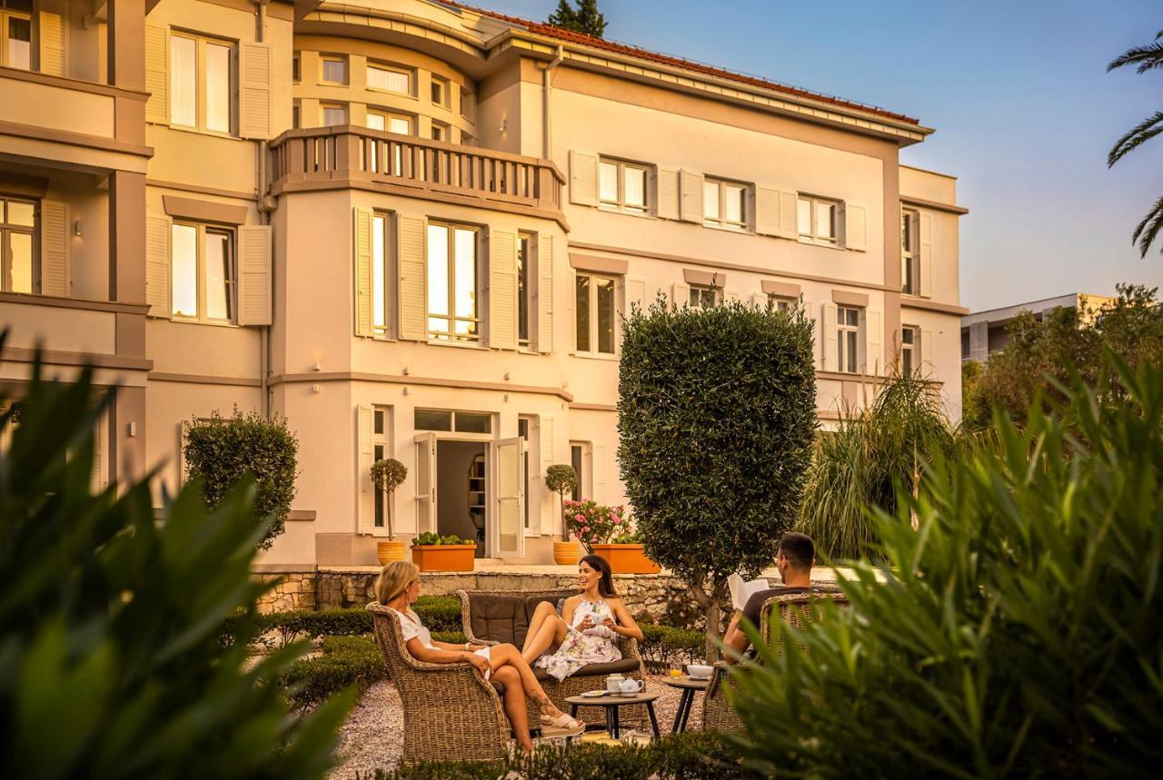 Aminess Vival Port9 Resort Medvinjak Exterior photo
