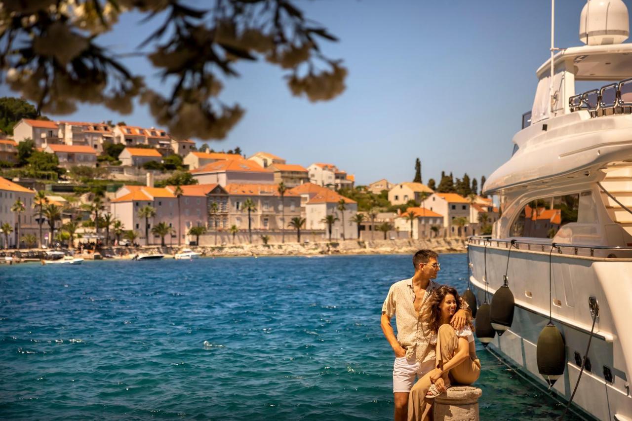 Aminess Vival Port9 Resort Medvinjak Exterior photo