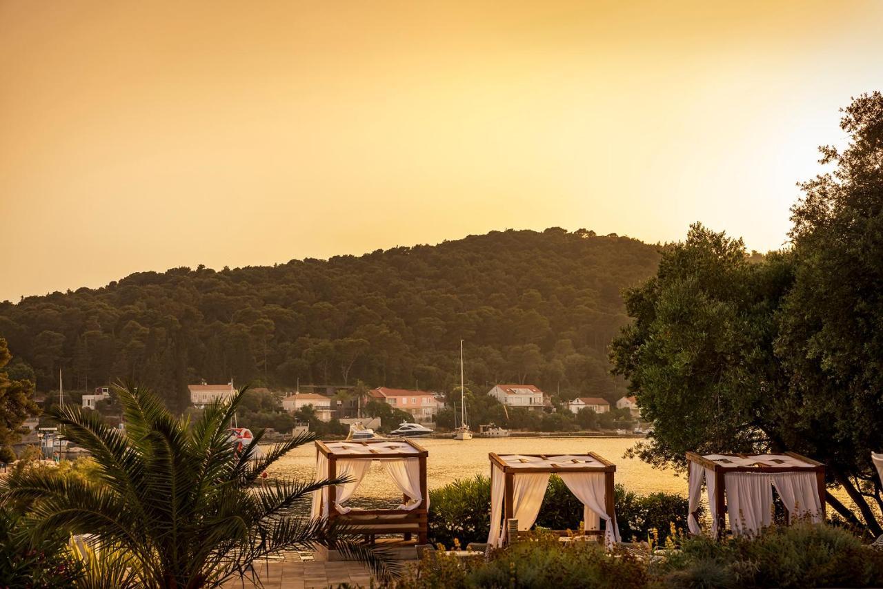 Aminess Vival Port9 Resort Medvinjak Exterior photo